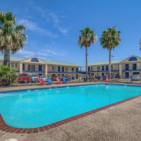 Welcome Inn Eagle Pass Exterior photo
